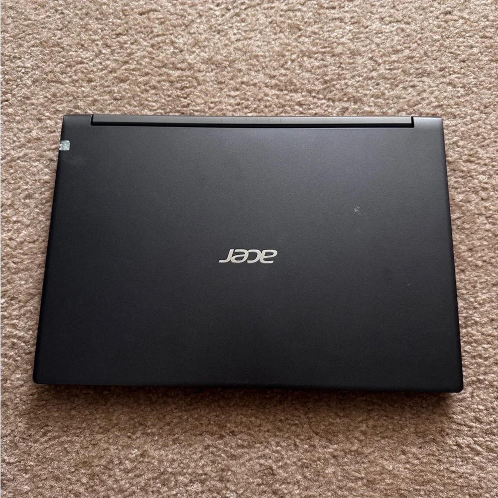 Acer Aspire 7 Ryzen 5 GTX 1650 16GB RAM